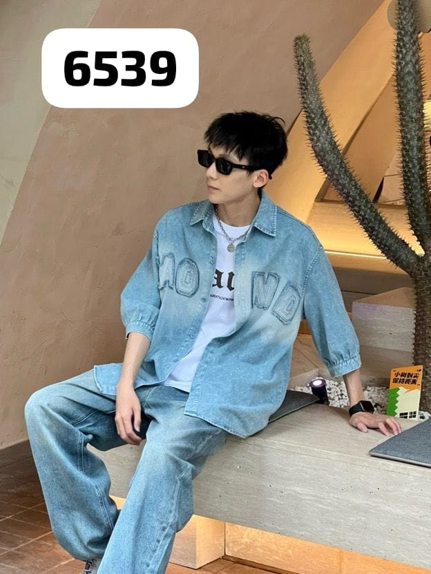 Oversized Raw-Edge Patch Shirt